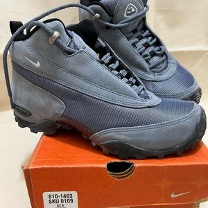 Nike ACG Boots- New